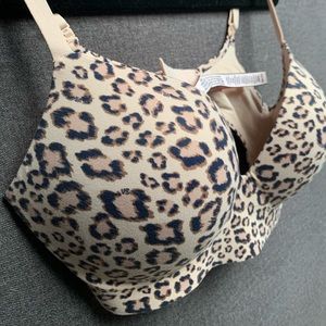 Incredible by Victoria Secret padded/no wire 34D